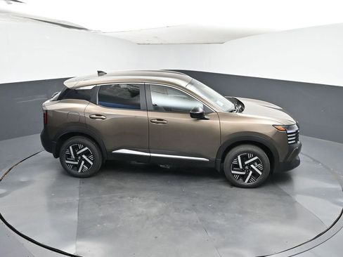New 2026 Nissan Kicks SV w/ Charging Package image 38