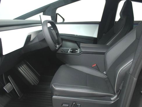 Used 2024 Tesla Cybertruck Cyberbeast image 8