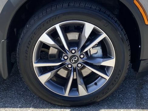 Used 2023 INFINITI QX60 Luxe w/ Cargo Package FWD image 7