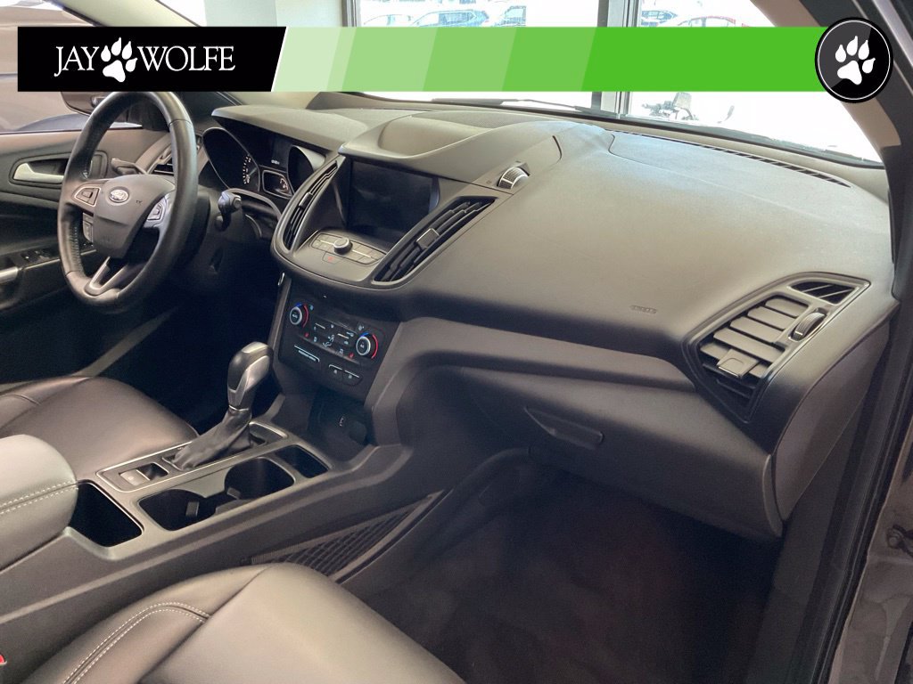 Used 2019 Ford Escape SEL w/ Sun & Style Package AWD/4WD image 18