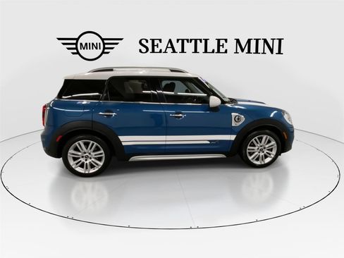 Used 2019 MINI Cooper Countryman SE w/ Premium Package image 12
