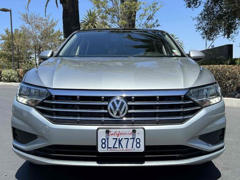 Used 2021 Volkswagen Jetta SE FWD image 44