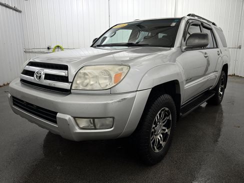 Used 2005 Toyota 4Runner SR5 image 17