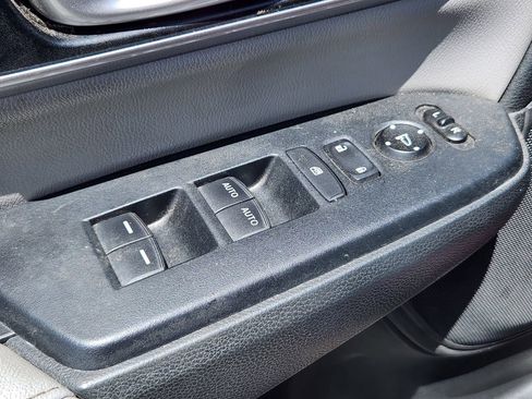 Used 2019 Honda CR-V EX-L image 15