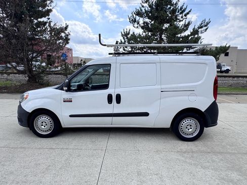 Used 2019 RAM ProMaster City Tradesman image 3