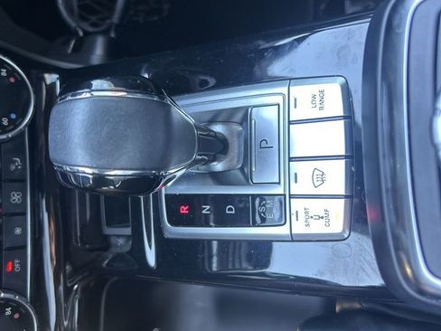 Used 2017 Mercedes-Benz G 550 image 25