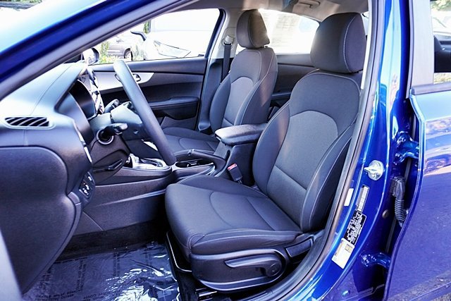 Used 2023 Kia Forte LXS w/ LXS Technology Package FWD image 22