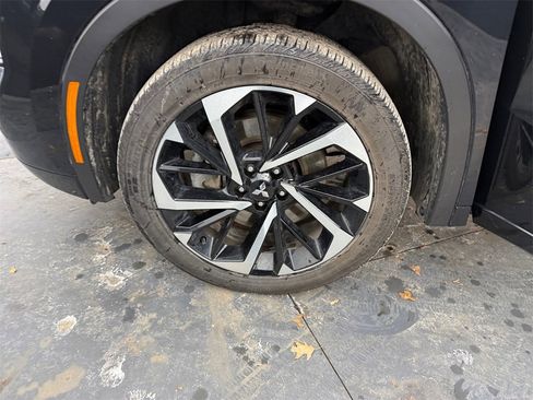 Used 2024 Mitsubishi Outlander SEL image 37