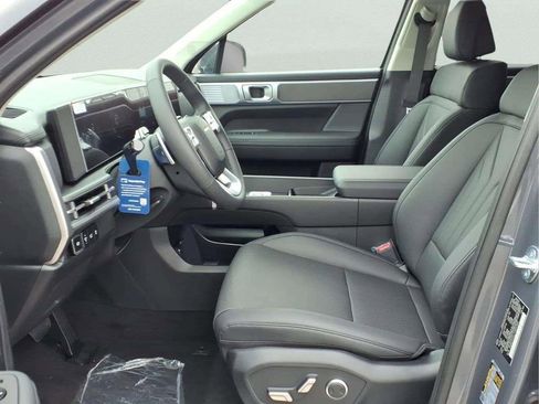 New 2026 Hyundai Santa Fe SEL w/ Tow & Go Package FWD image 9