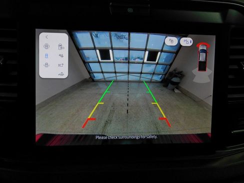 Used 2025 Ford F250 Platinum image 57