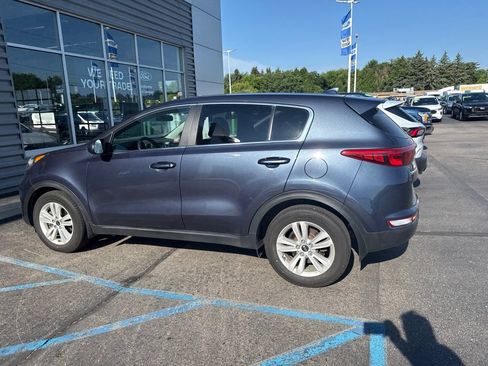 Used 2017 Kia Sportage LX FWD image 2