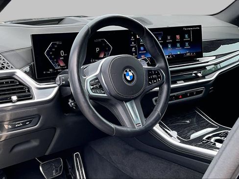 Used 2026 BMW X5 sDrive40i w/ M Sport Package RWD image 17