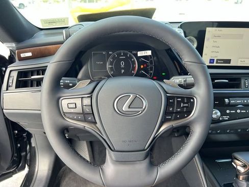 Used 2023 Lexus ES 350 w/ Premium Package image 14