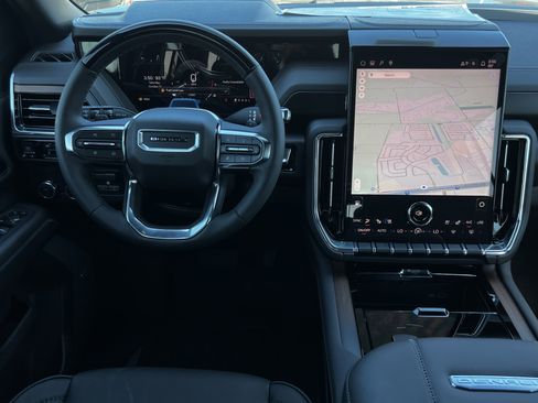 New 2026 GMC Yukon XL Denali w/ Denali Reserve Package image 10