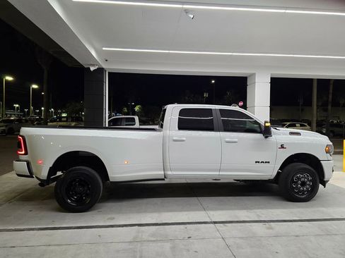 Used 2024 RAM 3500 Big Horn w/ Night Edition image 8
