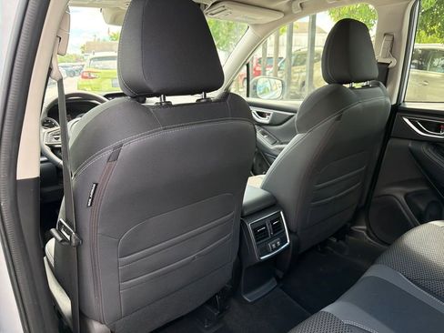 Used 2019 Subaru Forester Premium AWD/4WD image 21