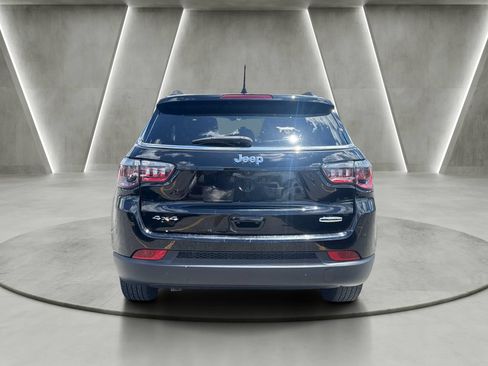 Used 2023 Jeep Compass Latitude AWD/4WD image 6