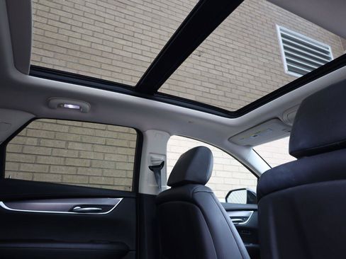 Used 2019 Cadillac XT5 Luxury FWD image 25