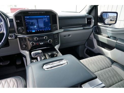 Used 2023 Ford F150 Limited image 21