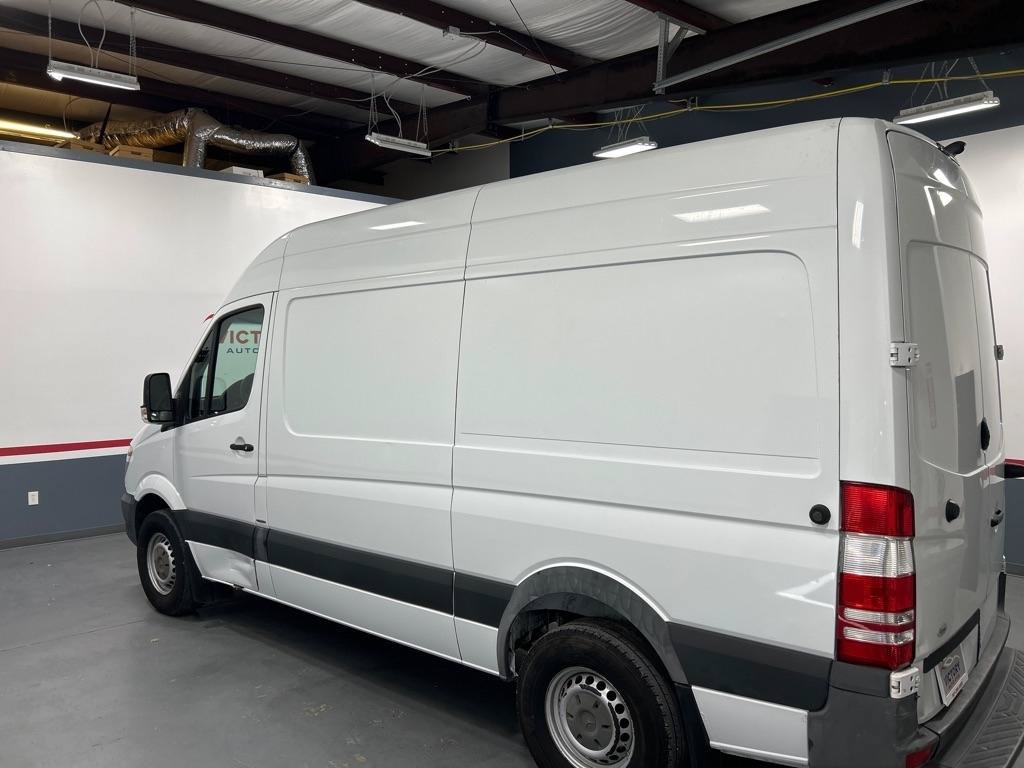 Used 2016 Mercedes-Benz Sprinter 2500 image 5