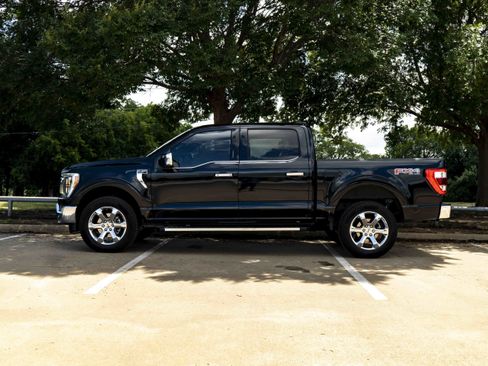 Used 2023 Ford F150 Lariat w/ Equipment Group 502A High AWD/4WD image 6