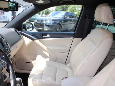 Used 2014 Volkswagen Tiguan R-Line FWD image 14