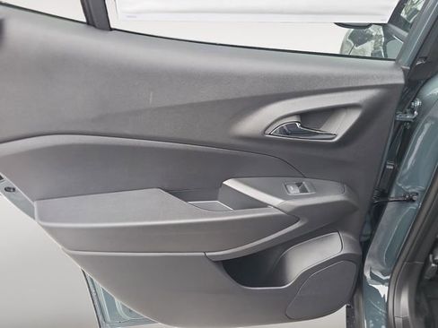 New 2026 Chevrolet Trax LT w/ Driver Confidence Package image 19