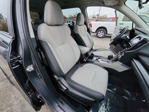 Used 2022 Subaru Forester Premium image 25