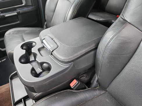 Used 2014 RAM 1500 Laramie image 30