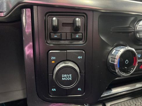 Used 2023 Ford F150 Lariat w/ Equipment Group 502A High image 40