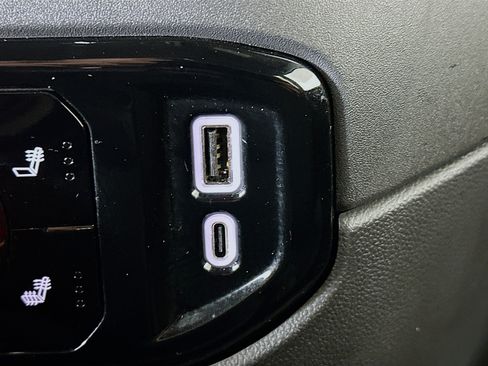Used 2024 GMC Sierra 1500 Elevation AWD/4WD image 25