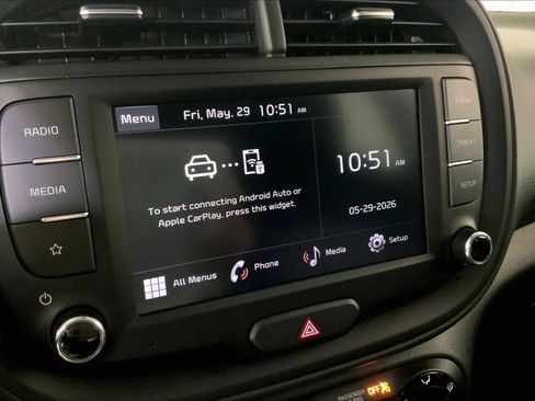 Used 2025 Kia Soul LX w/ LX Technology Package FWD image 6