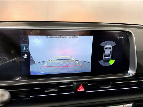 Used 2025 Hyundai Ioniq 6 SEL RWD image 21