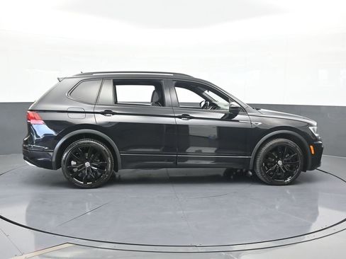 Used 2021 Volkswagen Tiguan SE R-Line image 7