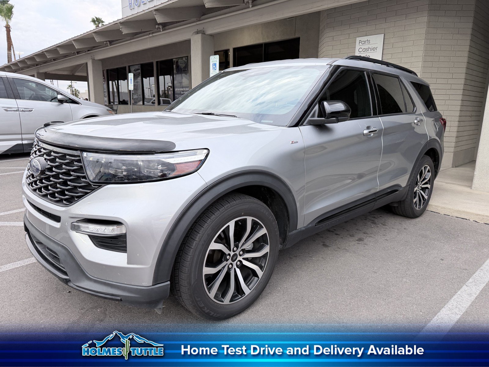 Used 2023 Ford Explorer ST-Line w/ Class IV Trailer Tow Package RWD image 1