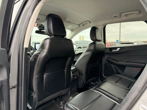Used 2022 Ford Escape SEL AWD/4WD image 23