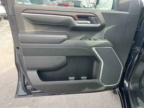 Used 2025 GMC Sierra 1500 SLT image 26