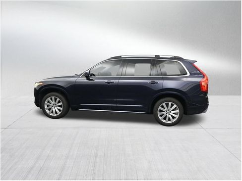 Used 2017 Volvo XC90 T6 Momentum w/ Vision Package AWD/4WD image 2