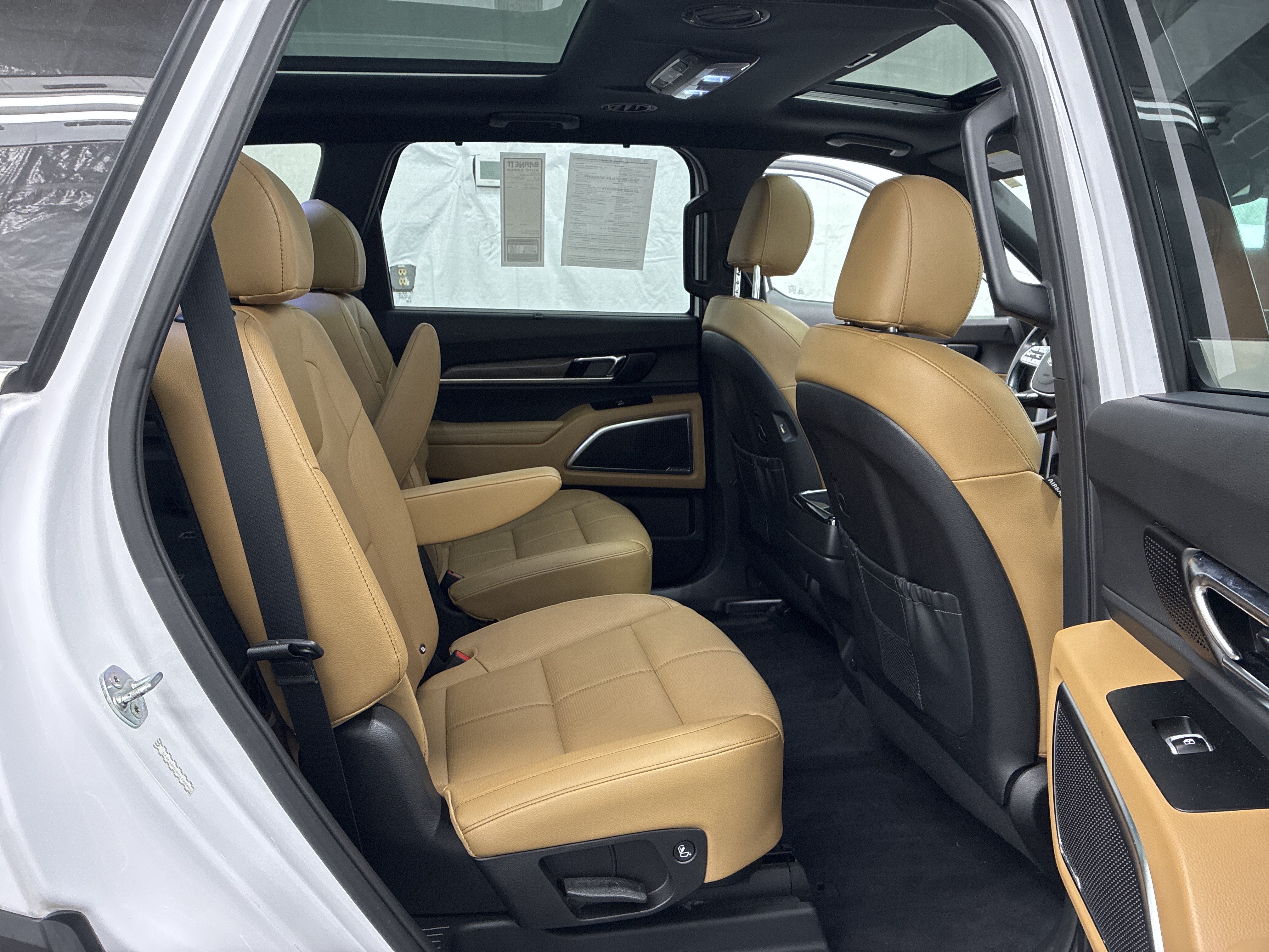Used 2021 Kia Telluride SX w/ Towing Package AWD/4WD image 10
