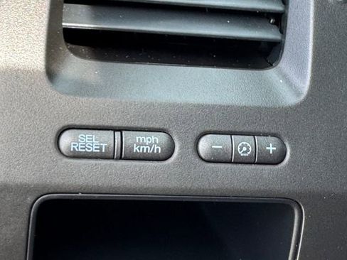 Used 2010 Honda Civic LX image 21