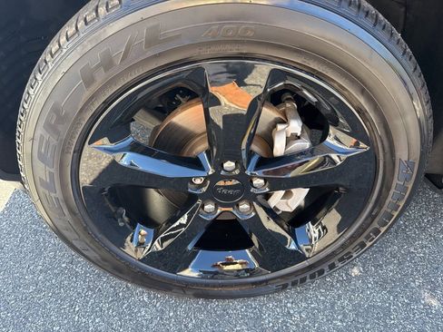 Used 2023 Jeep Grand Cherokee Altitude image 12