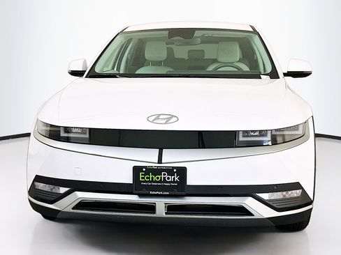 Used 2023 Hyundai Ioniq 5 SEL image 2
