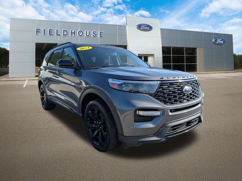Used 2024 Ford Explorer ST-Line w/ Class IV Trailer Tow Package AWD/4WD image 9