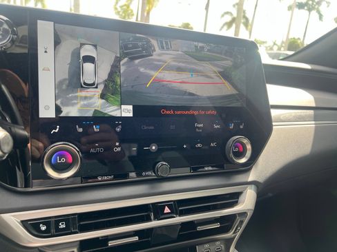 Used 2025 Lexus RX 350 Premium Plus w/ Convenience Package FWD image 17