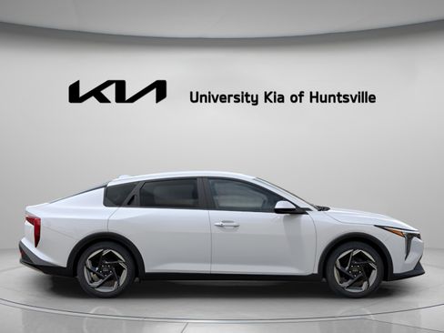 New 2026 Kia K4 EX FWD image 9