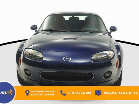 Used 2008 MAZDA MX-5 Miata Grand Touring w/ Premium Pkg RWD image 4