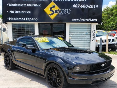 Used 2005 Ford Mustang Coupe RWD image 1
