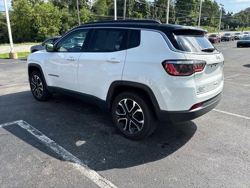 Used 2022 Jeep Compass Limited AWD/4WD image 8
