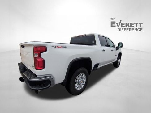 Used 2023 Chevrolet Silverado 2500 LTZ AWD/4WD image 4