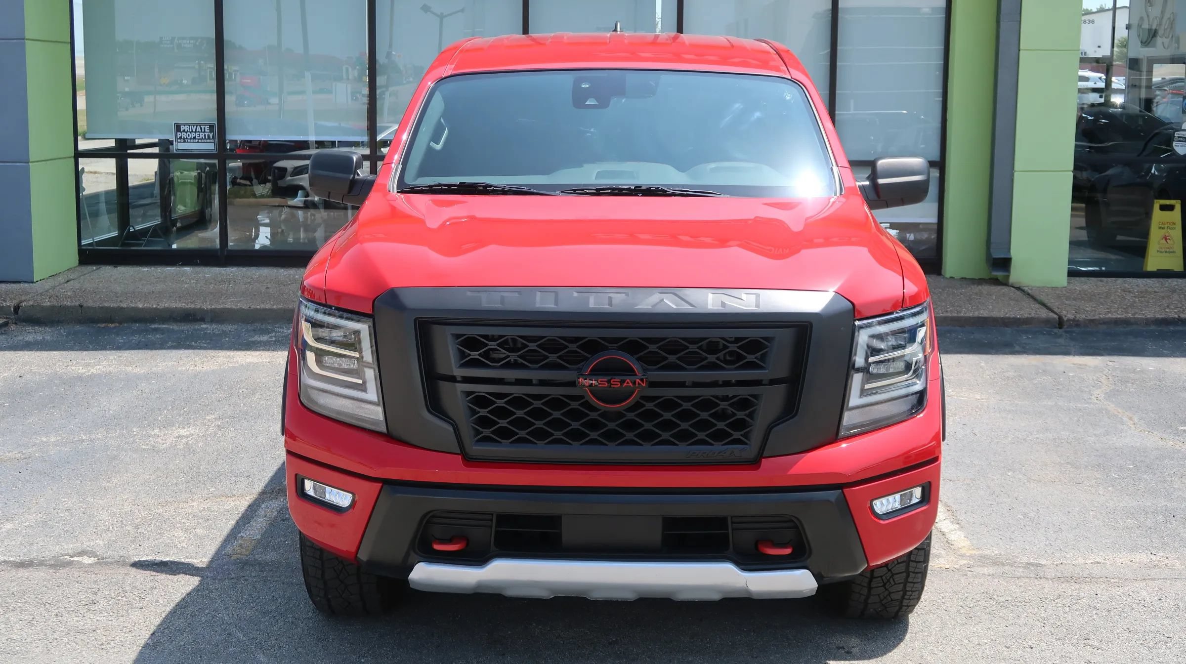 Used 2024 Nissan Titan PRO-4X w/ Off Road Protection Package AWD/4WD image 4